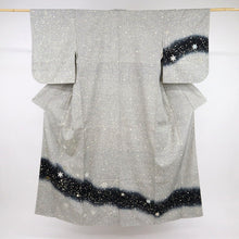 画像をギャラリービューアに読み込む, 【中古】特選 紬 訪問着 霰に雪華の舞い模様 カジュアル グレー 身丈161cm 裄丈63cm 袷正絹着物 TH11-4
