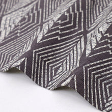 画像をギャラリービューアに読み込む, 【中古】長尺 単衣 紬 横段に菱と松川菱 グレー紅消鼠色 カジュアル 身丈170.5cm 裄丈63.5cm 単衣着物 TH6-2
