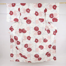 画像をギャラリービューアに読み込む, 【新品】洗える♪浴衣 長尺『三松』菊づくし 淡灰 カジュアル 化繊 身丈169cm 裄丈67.5cm 夏着物 UH5-5
