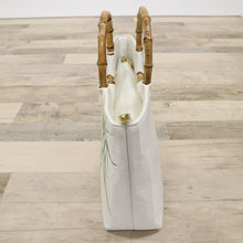 画像をギャラリービューアに読み込む, 【未使用品】和装バッグ ホワイト 刺繍 竹と笹の葉 バンブー竹ハンドル 白 着物に合わせ z7-15 リサイクル着物 訪問着 付下げ 結婚式 披露宴 パーティ 式典 祝事 お宮参り リユース 古着 アウトレット
